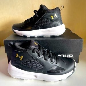 Under Armour Lockdown Kids Size 13K New in Box